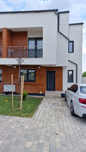 Tunari, Paris Residence